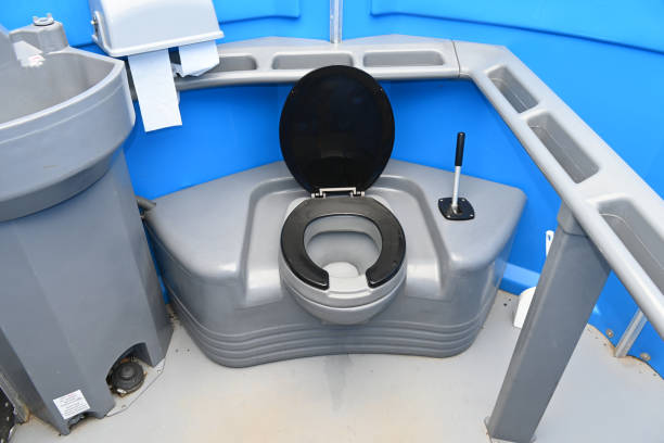 Types of Portable Toilets We Offer in Sneads Ferry, NC